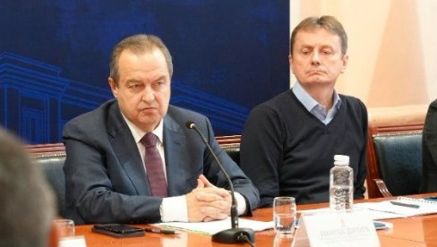 DARKO JE VELIKI BORAC I SIGURAN SAM DA ĆE POBEDITI: Oglasio se Dačić DARKO JE VELIKI BORAC I SIGURAN SAM DA ĆE POBEDITI: Oglasio se Dačić