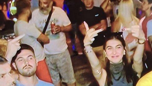 NARODE, OVO TI NUDE BLOKADERI FAŠISTI: Kamenovanje, srednji prst, psovke i uvrede (VIDEO)