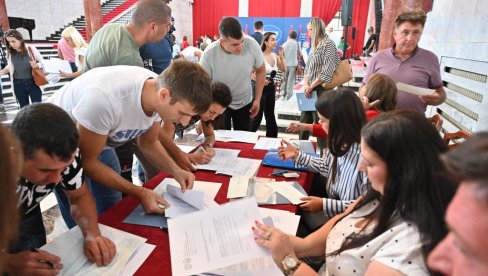 SPREMNO 100 MILIONA DINARA: Spas za ljude koji žive na selu