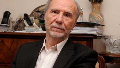 ЂОГУ КОЧИЧЕВА НАГРАДА ЗА ЖИВОТНО ДЕЛО: Песник свих вредности слободе ЂОГУ КОЧИЧЕВА НАГРАДА ЗА ЖИВОТНО ДЕЛО: Песник свих вредности слободе