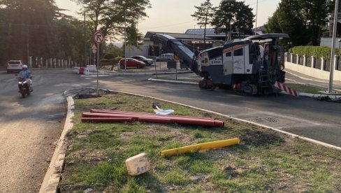 DRAJZEROVOM U TRI TRAKE VEĆ SLEDEĆE NEDELJE: Posle odlaganja rokova i problema, bitna saobraćajnica na Savskom vencu uskoro u finkciji