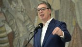 ВУЧИЋ ВРАТИО ЖАКЛИНУ НА ФАБРИЧКА ПОДЕШАВАЊА: Председник одговором растурио Таталовић