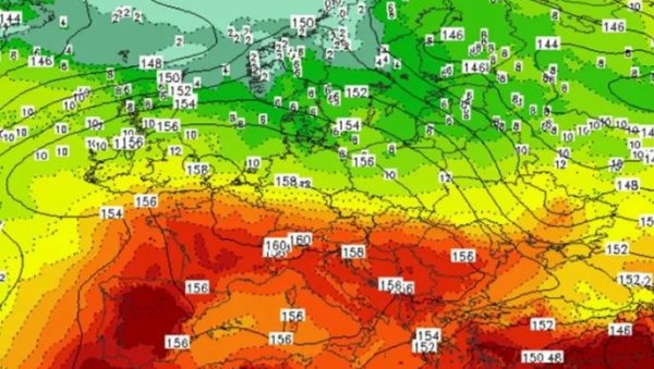 (МАПА) ХЛАДАН ФРОНТ СТИЖЕ НАКОН ВРЕЛИХ 40 СТЕПЕНИ: На помолу још једна снажна промена, али ту није крај (ФОТО) (МАПА) ХЛАДАН ФРОНТ СТИЖЕ НАКОН ВРЕЛИХ 40 СТЕПЕНИ: На помолу још једна снажна промена, али ту није крај (ФОТО)