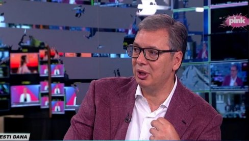ВУЧИЋ О ДИВЉАЊУ БЛОКАДЕРА У НОВОМ САДУ: Ништа не мрзе као српску тробојку! Страх је прошао, народ им пружа отпор на сваком кораку