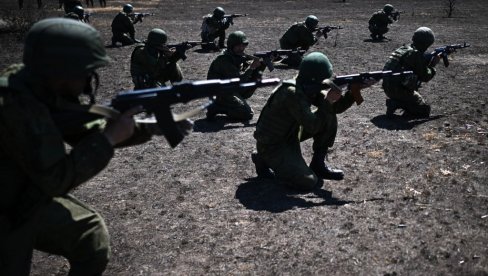 РАСПОРЕЂЕНО 110.000 ВОЈНИКА, РУСИ КРЕЋУ У ЗАВРШНИ УДАР НА ПОКРОВСК: Са тиме би могли заузети средње велику европску државу