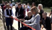 РАЈ НА ГОЛИЈИ: Надомак Ивањице отворен први објекат намењен рекреацији и инклузији особа са инвалидитетом