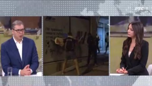 TO SU BILI POZIVI NA UBIJANJE POLICIJE Vučić o natpisima koje su blokaderi ostavili u prostorijama SNS TO SU BILI POZIVI NA UBIJANJE POLICIJE Vučić o natpisima koje su blokaderi ostavili u prostorijama SNS