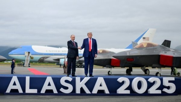 (УЖИВО) САМИТ ПУТИНА И ТРАМПА: Прошао и други сат разговора два председника; Западни медији - Разговори теку добро (ВИДЕО/ФОТО) (УЖИВО) САМИТ ПУТИНА И ТРАМПА: Прошао и други сат разговора два председника; Западни медији - Разговори теку добро (ВИДЕО/ФОТО)