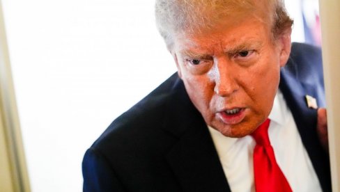 КИНЕСКИ ПРОФЕСОР: Трамп је одавно поражен и понижен