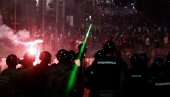 PREDLOŽEN PRITVOR TVITERAŠU KRISTAL MET DEJMONU: Gađao kamenicama, udarao policiju i vređao ih