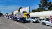 ГРАЂАНИ ПРОТИВ БЛОКАДА: Колоне возила кренуло из Шапца и Крупња ка Лозници  (ФОТО/ВИДЕО)