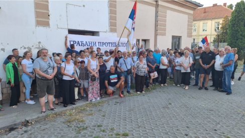 SEČANJ PROTIV BLOKADA: Želimo normalan život SEČANJ PROTIV BLOKADA: Želimo normalan život