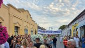 ПРОЛАЗИ ВРЕМЕ ЛУДИЛА! Србија је устала за слободу и достојанство