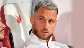 ŠTA ĆE MI DA ME NEKO TAPŠE? Marko Arnautović zagrmeo zbog krize na Marakani