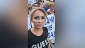 ŽELIMO DA SE DECA VRATE U SVOJE KLUPE, DA UČE Građani Bačkog Petrovca podržali skup protiv blokada (VIDEO)