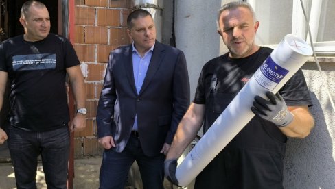 PRVE FILTERE DOBILI LAZAREVČANI: Gradski čelnici uručili uređaje za smanjenje zagađenja iz individualnih ložišta