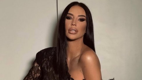 KATARINA GRUJIĆ GOBELJIĆ U VELIKOM INTERVJUU ZA NOVOSTI: S jeseni stižu nove pesme (FOTO) KATARINA GRUJIĆ GOBELJIĆ U VELIKOM INTERVJUU ZA NOVOSTI: S jeseni stižu nove pesme (FOTO)