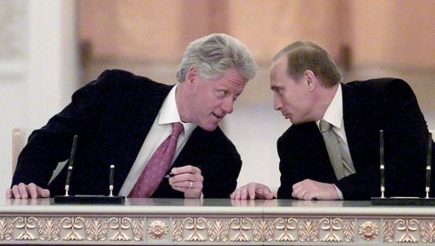 ОТКРИВЕНИ АМЕРИЧКИ ДОКУМЕНТИ: Клинтон говорио Путину о могућности уласка Русије у НАТО