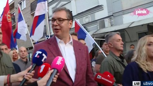 VUČIĆ O LAŽIMA BLOKADERA: Jesu li se izvinili sa one strašne laži o dečaku u Valjevu? Nisam verovao da je moguće da ljudi tako nešto izmisle VUČIĆ O LAŽIMA BLOKADERA: Jesu li se izvinili sa one strašne laži o dečaku u Valjevu? Nisam verovao da je moguće da ljudi tako nešto izmisle