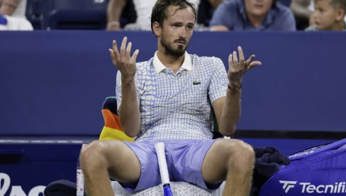 KOLAPS KAKAV TENIS NE PAMTI! Ceo svet gleda šta je uradio Rus nakon eliminacije sa Ju-Es opena