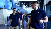 ORLOVI, SREĆNO! Košarkaši Srbije otputovali u Rigu na Evropsko prvenstvo ORLOVI, SREĆNO! Košarkaši Srbije otputovali u Rigu na Evropsko prvenstvo