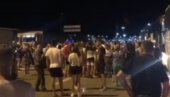 SRBI NAPRAVILI LOM U PREŠEVU Sve je snimljeno: Ej Šeki, Šeki... da se ubije vreme izgubljeno u čekanju na granici (VIDEO)