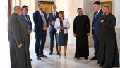 POKRAJINSKA VLADA POMAŽE OBNOVU HRAMA SVETOG SAVE U TIVTU: Maja Gojković u radnoj poseti crnogorskoj opštini