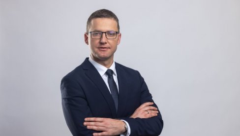 ДИГИТАЛИЗАЦИЈА - ПАРАДИГМА МОДЕРНОГ ПОСЛОВАЊА ДИГИТАЛИЗАЦИЈА - ПАРАДИГМА МОДЕРНОГ ПОСЛОВАЊА