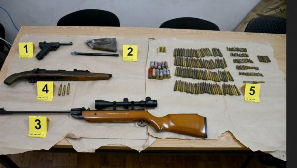 КРИВИЧНА ПРИЈАВА ПАНЧЕВЦУ: Илегално држао оружје КРИВИЧНА ПРИЈАВА ПАНЧЕВЦУ: Илегално држао оружје