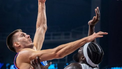 ПЕТРУШЕВ ПРВИ УДАРЕН, А ИСКЉУЧЕН! Ево зашто су судије избациле Србина са меча Евробаскета (ВИДЕО) ПЕТРУШЕВ ПРВИ УДАРЕН, А ИСКЉУЧЕН! Ево зашто су судије избациле Србина са меча Евробаскета (ВИДЕО)