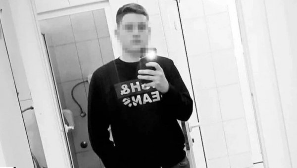 БОГ ДА ТЕ ПРИМИ У ЦАРСТВО НЕБЕСКО Породица и пријатељи се опраштају од Јована (19) из околине Богатића којег је ударила струја БОГ ДА ТЕ ПРИМИ У ЦАРСТВО НЕБЕСКО Породица и пријатељи се опраштају од Јована (19) из околине Богатића којег је ударила струја