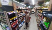 ЦЕНА СИРА ПАЛА ЗА ЧАК 216 ДИНАРА, ПРАШАК ЗА ПЕЦИВО ЧЕТИРИ ПУТА ЈЕФТИНИЈИ! Невероватне уштеде због нових мера државе