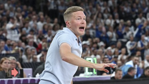 АЈМО, ПАЛИ ШАМАРЕ! Наредни ривал Србије на Евробаскету има необичан ритуал пред сваку утакмицу (ВИДЕО) АЈМО, ПАЛИ ШАМАРЕ! Наредни ривал Србије на Евробаскету има необичан ритуал пред сваку утакмицу (ВИДЕО)