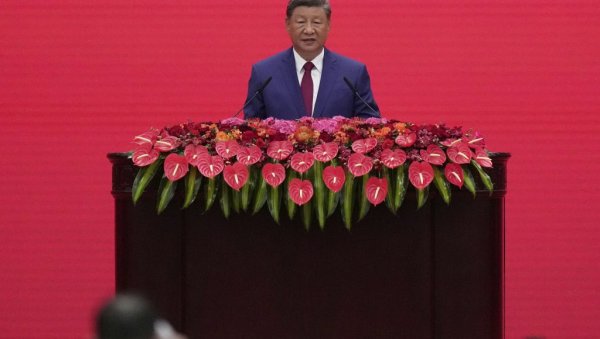 КИНА ОСТАЈЕ ПОСВЕЋЕНА САРАДЊИ СА АФРИЧКИМ ЗЕМЉАМА: Шеф дипломатије у посети јужном континету