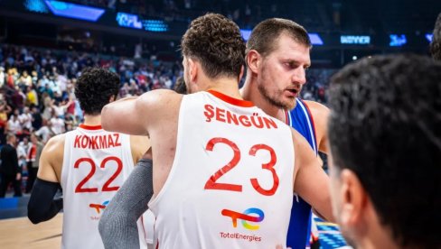 НЕ ЖЕЛИ ДА ГА ЗОВУ БЕЈБИ ЈОКИЋ! Шејн Ларкин открио тајну о Алперену Шенгуну