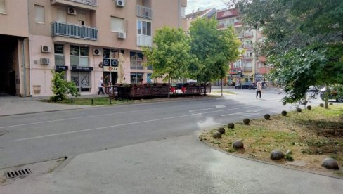 НОВОСАЂАНИН УХАПШЕН ЗБОГ СКРИВАЊА ОСУМЊИЧЕНОГ ЗА УБИСТВО: Настављена потрага за убицом навијача НОВОСАЂАНИН УХАПШЕН ЗБОГ СКРИВАЊА ОСУМЊИЧЕНОГ ЗА УБИСТВО: Настављена потрага за убицом навијача