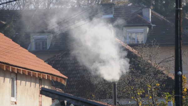 ЗАМЕНА 30 КОТЛОВА: Суфинансирање пројеката смањења загађења ваздуха у Краљеву ЗАМЕНА 30 КОТЛОВА: Суфинансирање пројеката смањења загађења ваздуха у Краљеву