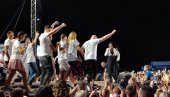 SPEKTAKL POD VEDRIM NEBOM: Dragana Mirković zablistala u Beogradu na Kalemegdanu, pa priredila muzičku noć za pamćenje (FOTO)