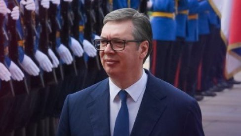 NE POSTOJI NIŠTA VAŽNIJE OD OTADŽBINE, SRBIJU MORAMO DA SAČUVAMO: Vučić poslao snažnu poruku građanima (FOTO) NE POSTOJI NIŠTA VAŽNIJE OD OTADŽBINE, SRBIJU MORAMO DA SAČUVAMO: Vučić poslao snažnu poruku građanima (FOTO)