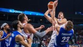БРУКА И СРАМОТА НА ЕВРОБАСКЕТУ! Зверски туку Јокића, а он попио казну (ВИДЕО) БРУКА И СРАМОТА НА ЕВРОБАСКЕТУ! Зверски туку Јокића, а он попио казну (ВИДЕО)