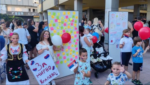 NAJLEPŠE SLIKE IZ SRBIJE: Deca ulepšala skup (FOTO) NAJLEPŠE SLIKE IZ SRBIJE: Deca ulepšala skup (FOTO)