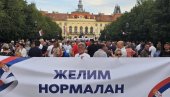 СОМБОР ПРОТИВ БЛОКАДА: Погледајте фотографије са народног скупа (ФОТО)