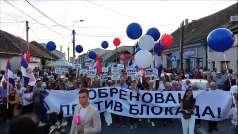 MOĆAN VIDEO IZ OBRENOVCA: Građani u velikom broju na skupu protiv blokada (FOTO/VIDEO)