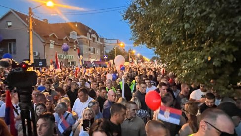 NEĆEMO VIŠE DA TRPIMO BLOKADE I NASILJE: Građani jasni - Srbija je ustala (VIDEO)
