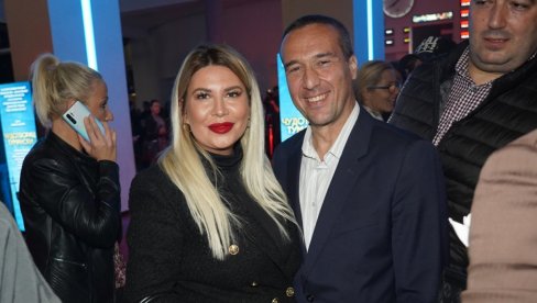 НЕКАД ТЕ МРЗЕ, НЕКАД ТЕ ВОЛЕ... Вратио се Младен, Деа изненадила објавом НЕКАД ТЕ МРЗЕ, НЕКАД ТЕ ВОЛЕ... Вратио се Младен, Деа изненадила објавом
