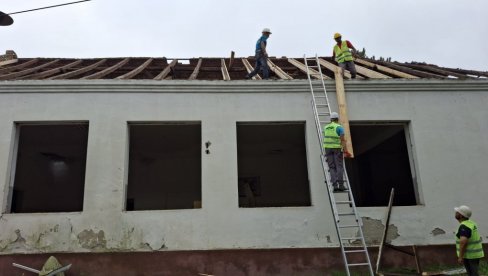 РЕКОНСТРУКЦИЈА ДОМА У ОБРЕНОВЦУ: Мештани Мале Моштанице добијају нови простор