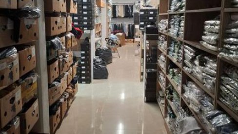 УХАПШЕН ПРИВРЕДНИК ИЗ НОВОГ ПАЗАРА: Продавао робу преко Интернета, избегавао порез