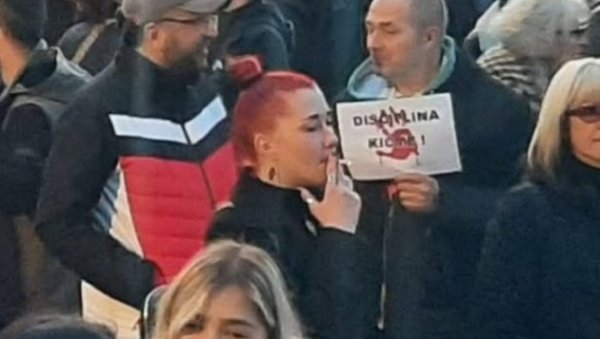 КО ТО БЛОКИРА БАЈИНУ БАШТУ? Ево ко загорчава живот грађана КО ТО БЛОКИРА БАЈИНУ БАШТУ? Ево ко загорчава живот грађана