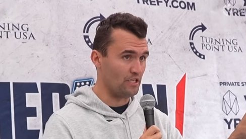 CENZURA GOVORA U SAD? Više državnih službenika dobilo otkaz zbog kritika na račun Čarlija Kirka CENZURA GOVORA U SAD? Više državnih službenika dobilo otkaz zbog kritika na račun Čarlija Kirka