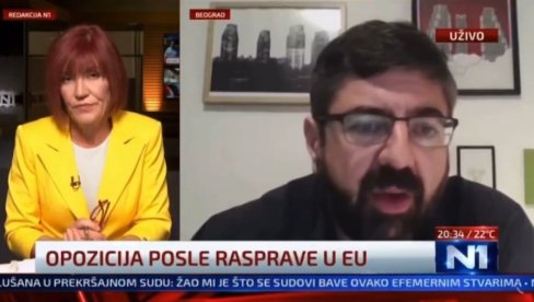 BLOKADERI PORUČUJU: Vojska Srbije je vojska ubica i ratnih zločinaca i mi ne želimo paradu Vojske Srbije na ulicama Beograda!